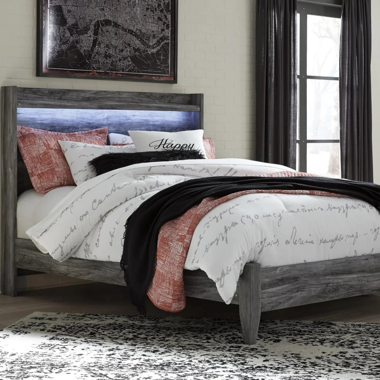 Visby Panel Bed