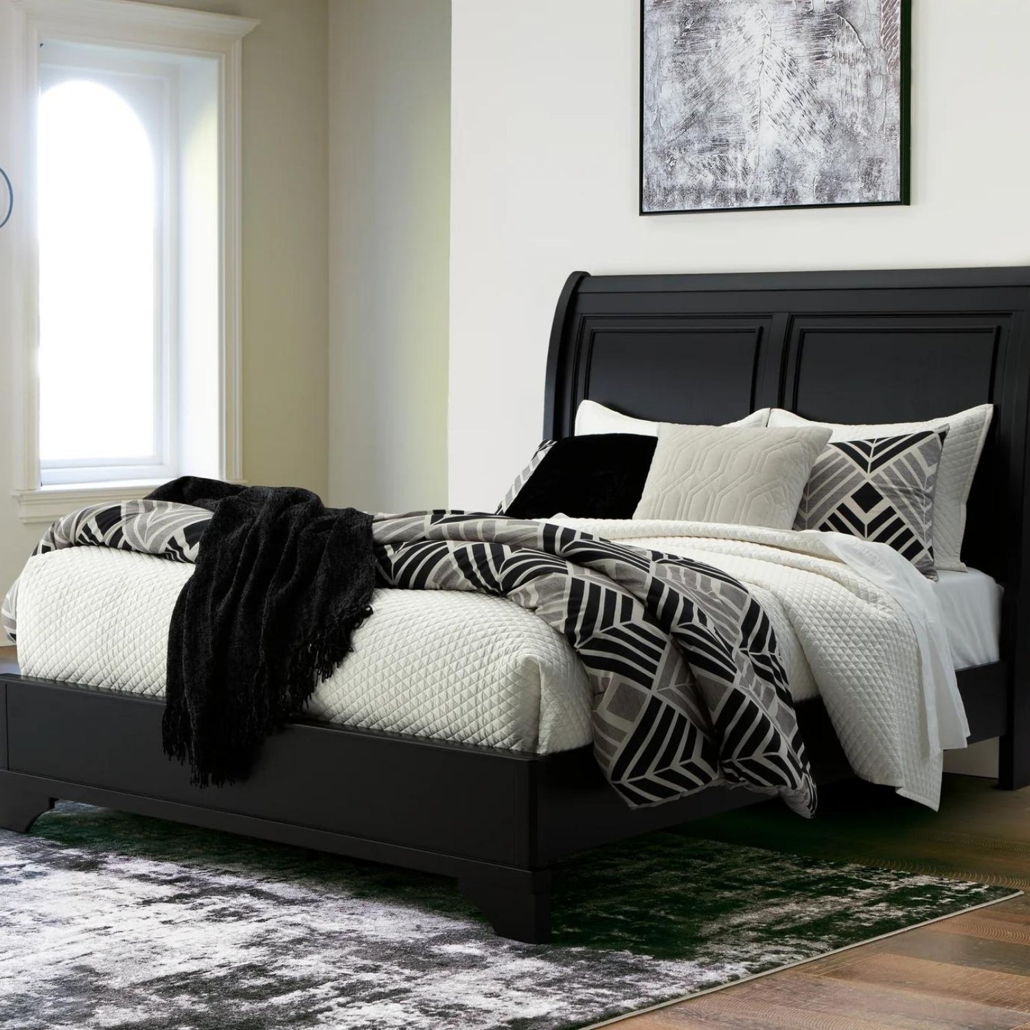 Berlin Sleigh Bed