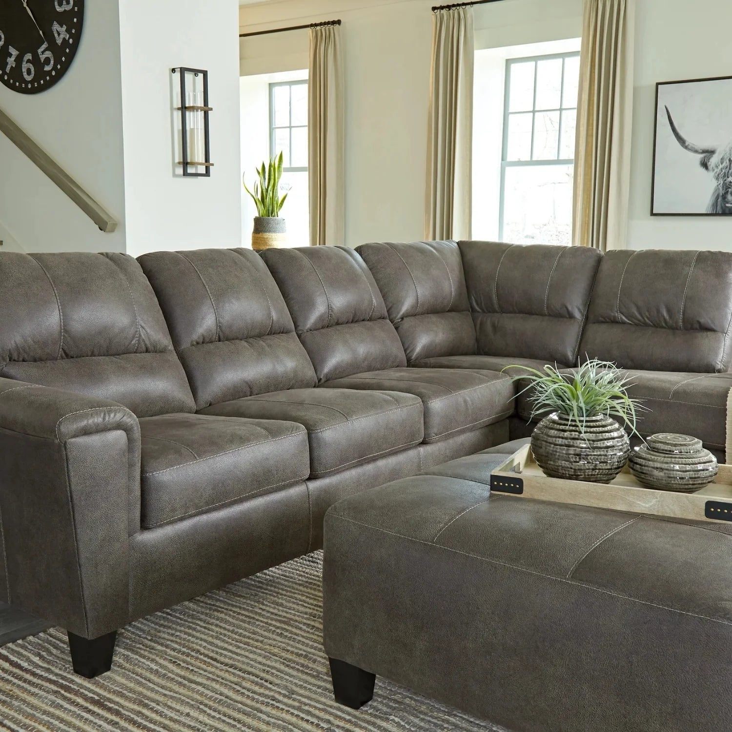 Soroca 2-Piece Sectional and Ottoman