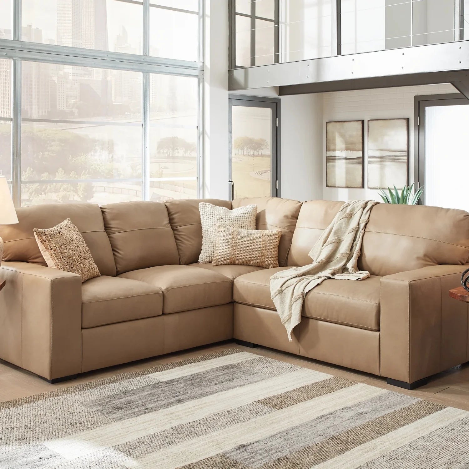 Merida 2-Piece Sectional