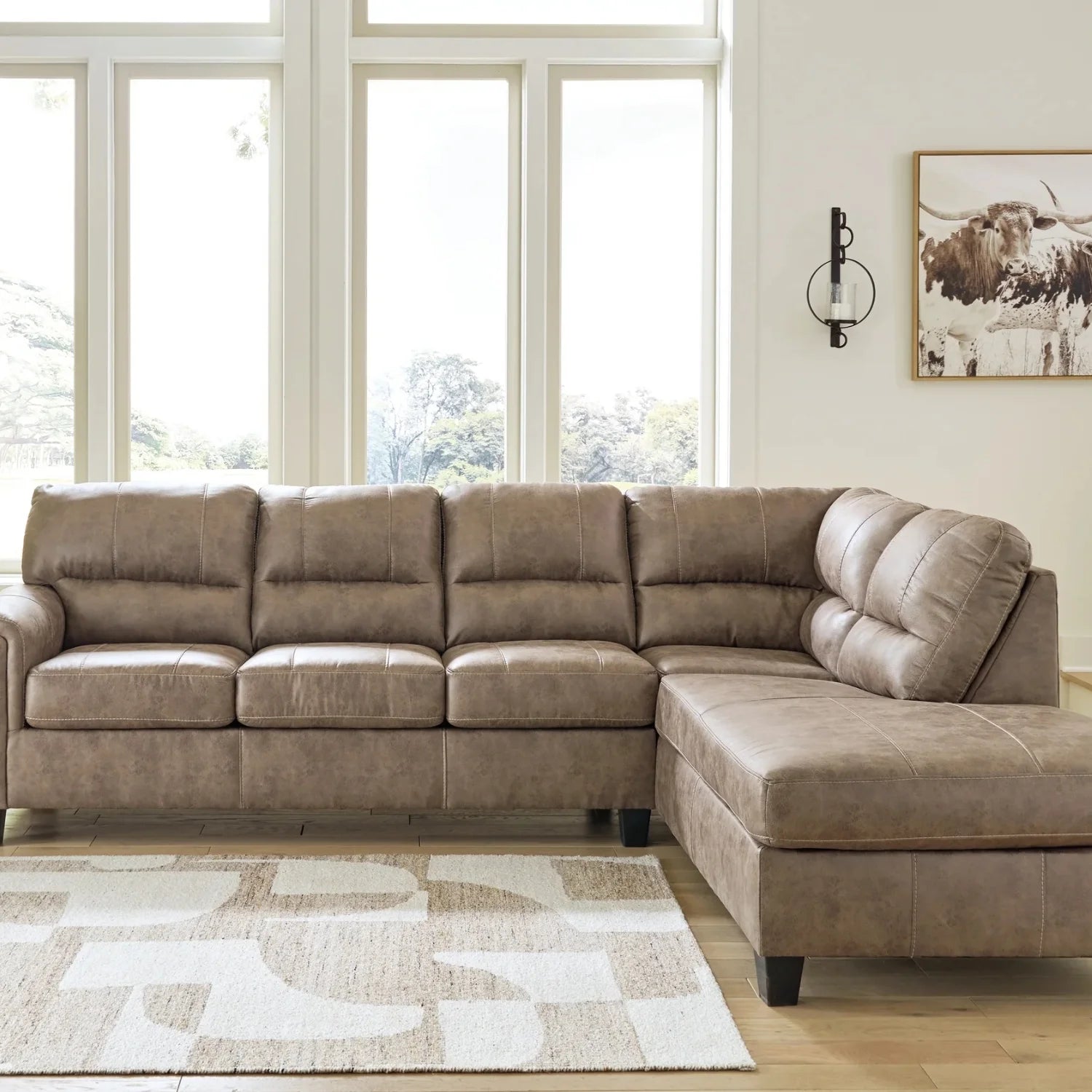 Soroca 2-Piece Sectional Sofa Chaise