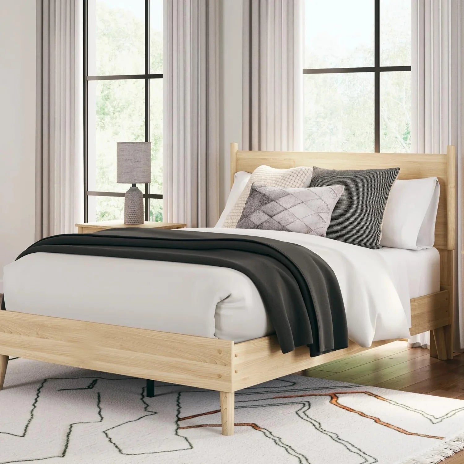 Lund Platform Panel Bed