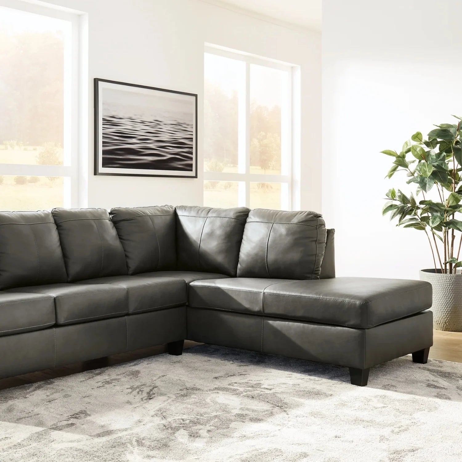 Montalcino 2-Piece Sectional with Chaise